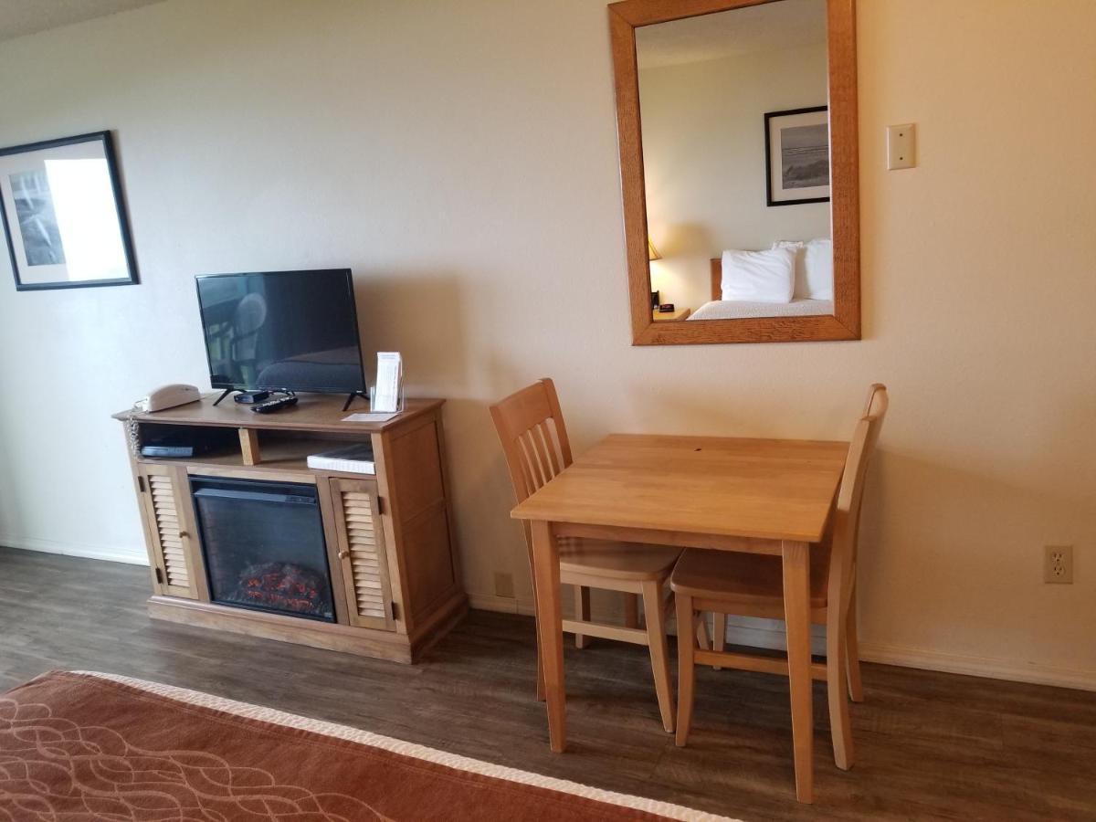 Silver Surf Motel Ячатс Екстер'єр фото